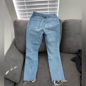 Good American Light Blue Distressed Jeans